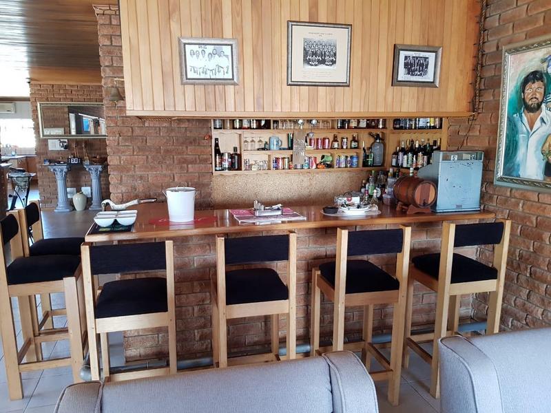 4 Bedroom Property for Sale in Naudeville Free State